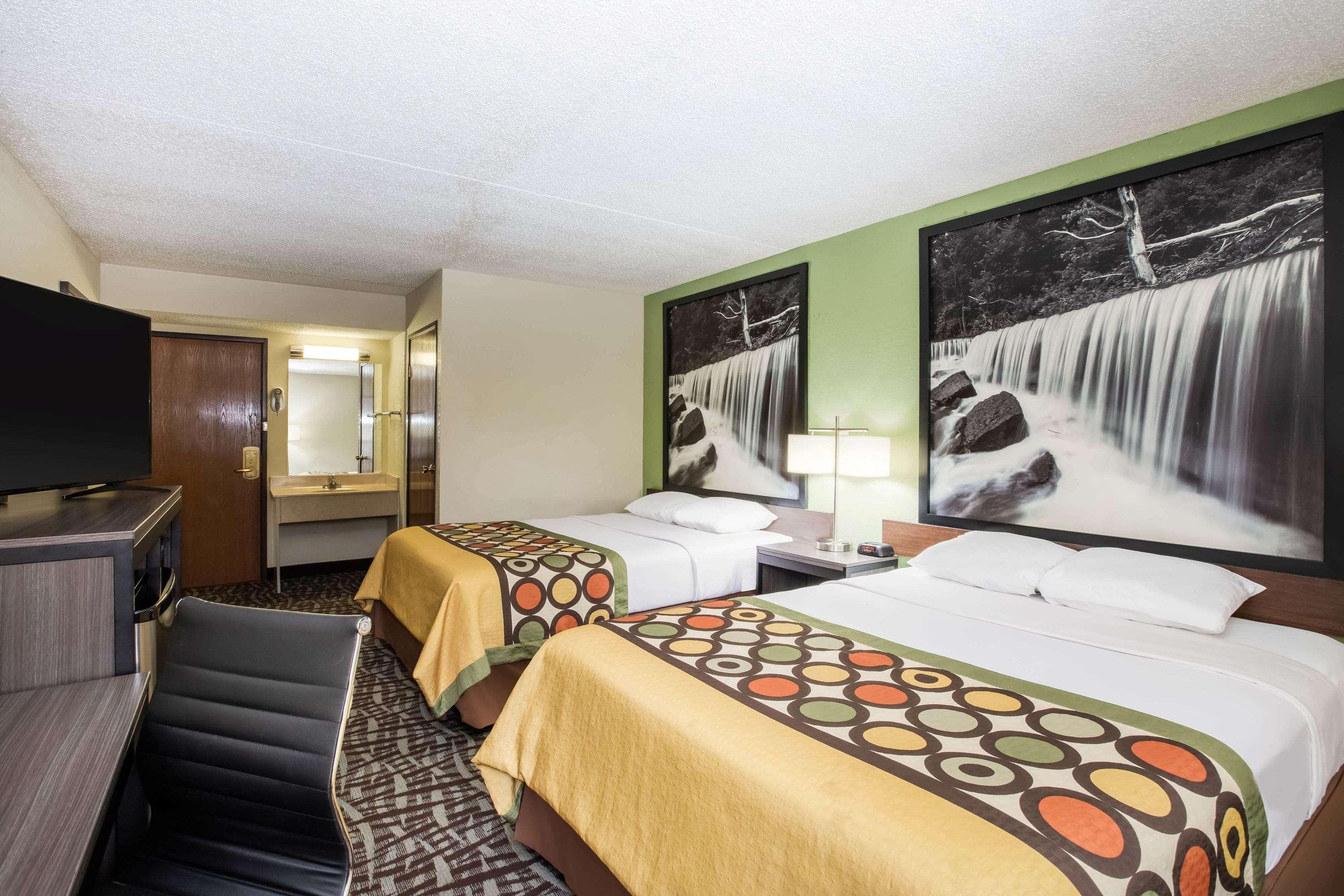ซูเปอร์ 8 บาย วินด์แฮม วิชิตา อีสต์ Hotel วิชิต้า ภายนอก รูปภาพ