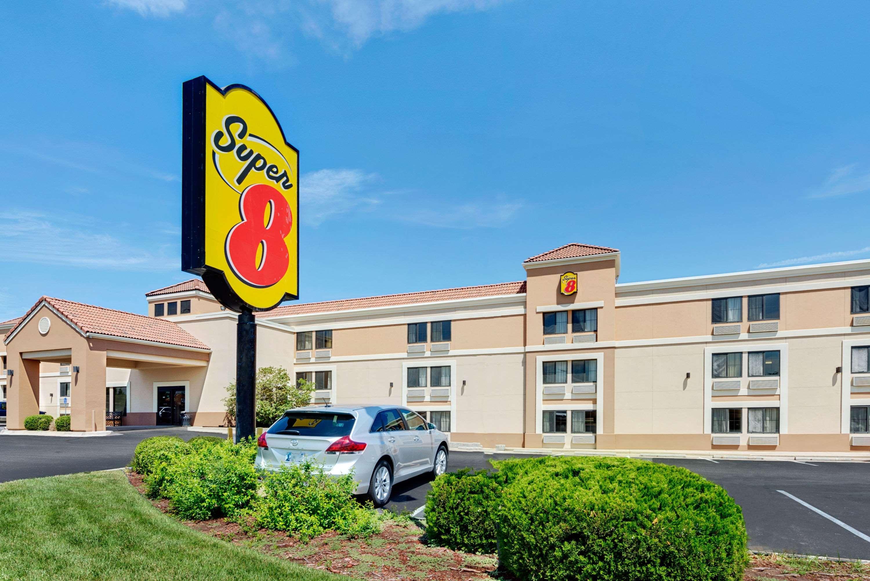ซูเปอร์ 8 บาย วินด์แฮม วิชิตา อีสต์ Hotel วิชิต้า ภายนอก รูปภาพ