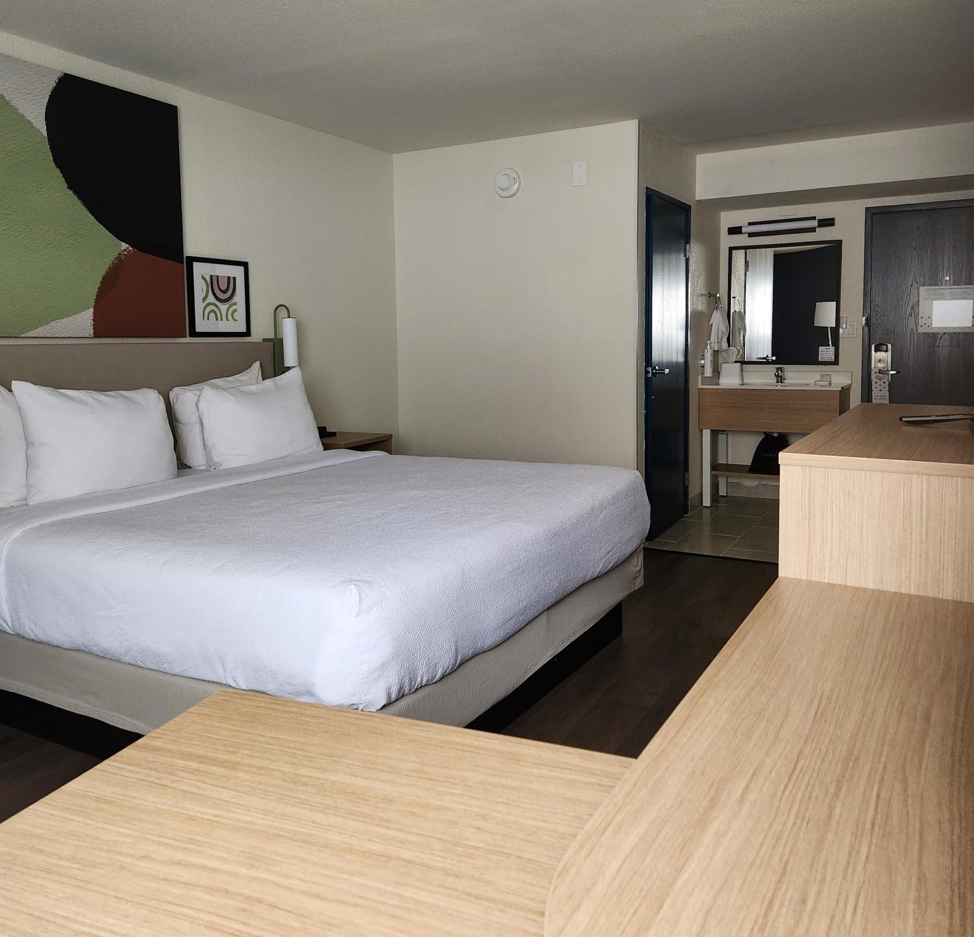 ซูเปอร์ 8 บาย วินด์แฮม วิชิตา อีสต์ Hotel วิชิต้า ภายนอก รูปภาพ